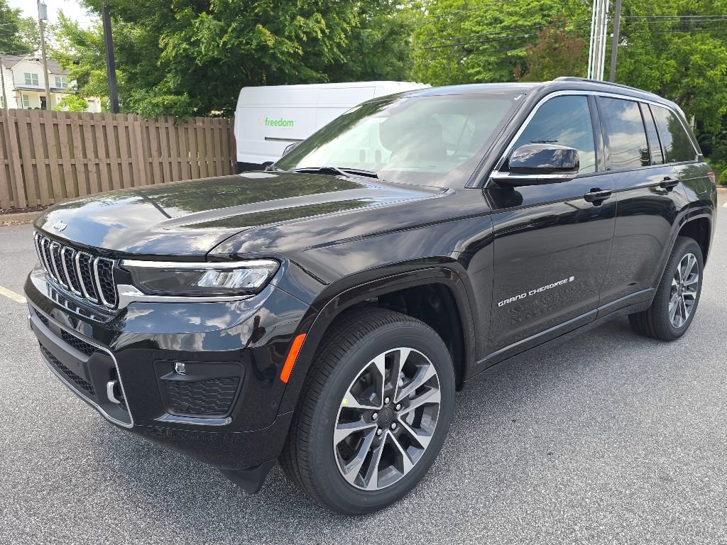 New 2025 Jeep Grand Cherokee Overland w/ Adv Protech Group III image 15