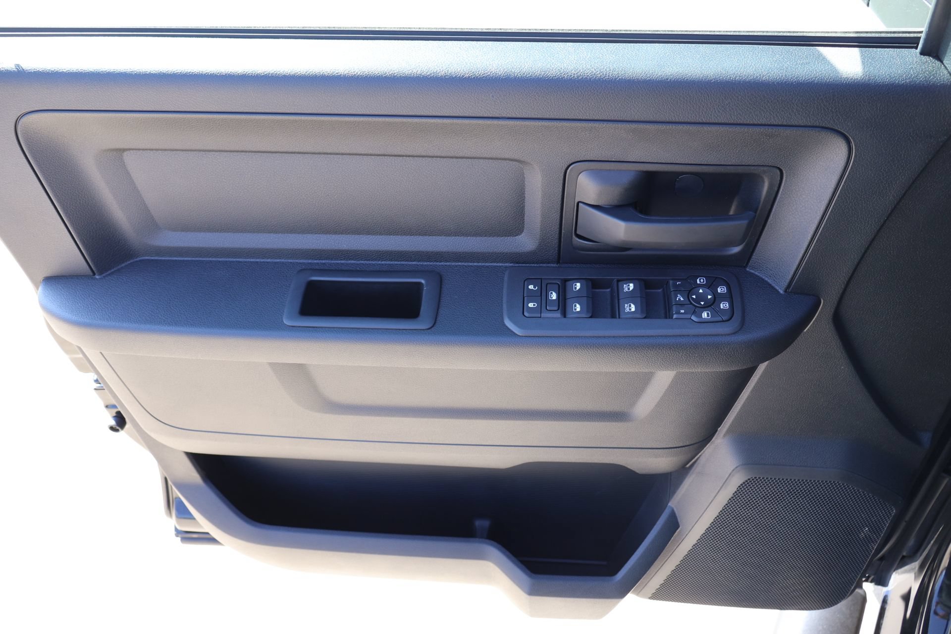 New 2027 RAM 2500 Warlock AWD/4WD image 16