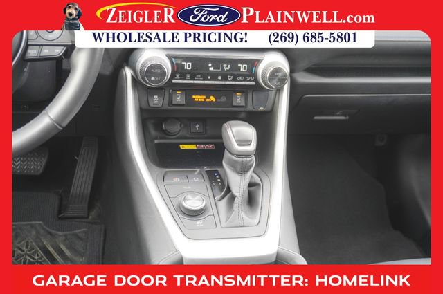 Used 2022 Toyota RAV4 XSE image 16