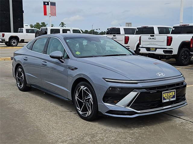 Used 2024 Hyundai Sonata SEL w/ Convenience Package image 3