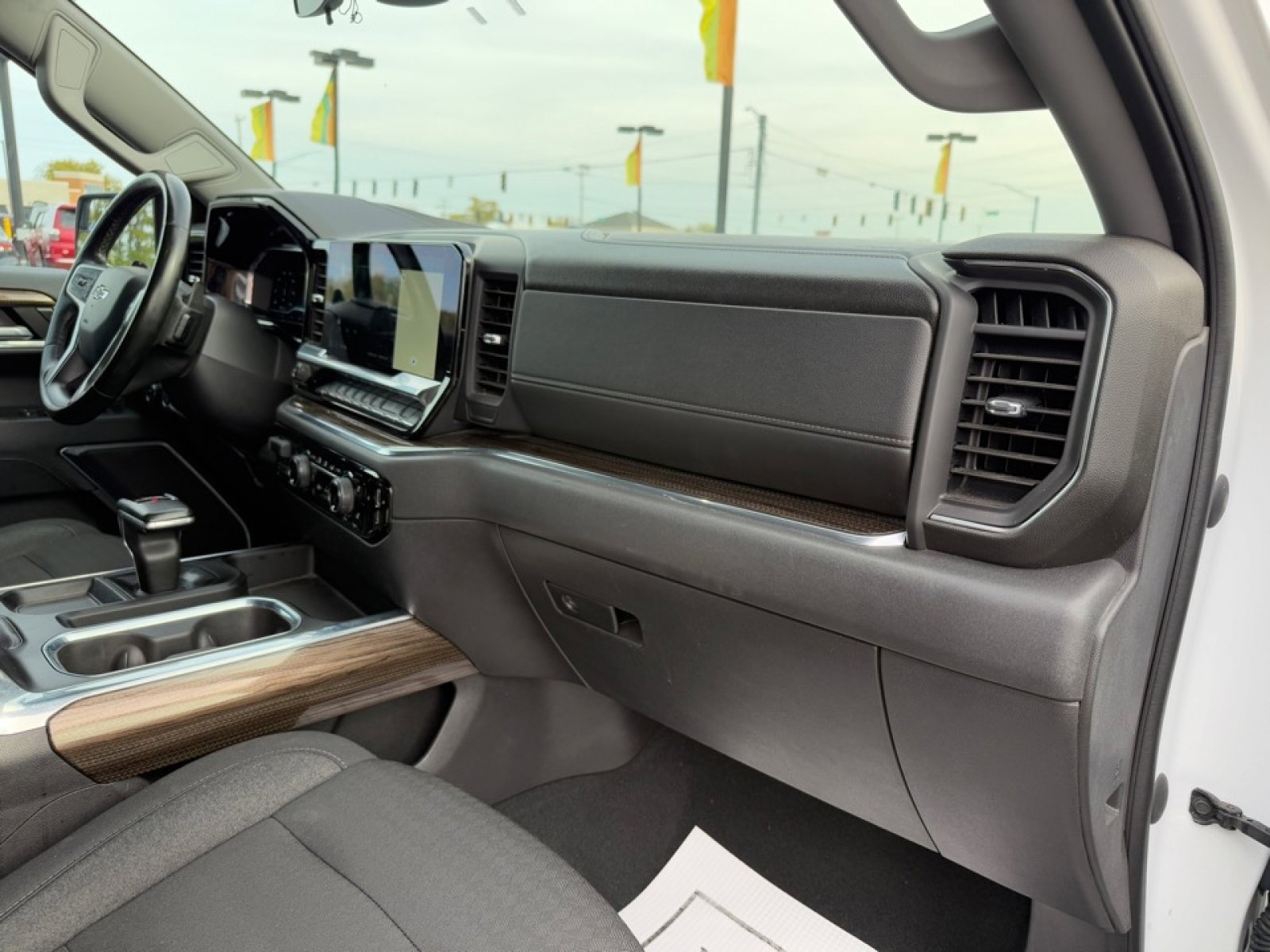 Used 2023 Chevrolet Silverado 1500 LT Trail Boss w/ Protection Package image 12