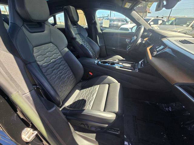 Used 2023 Audi e-tron GT Premium Plus AWD/4WD image 10