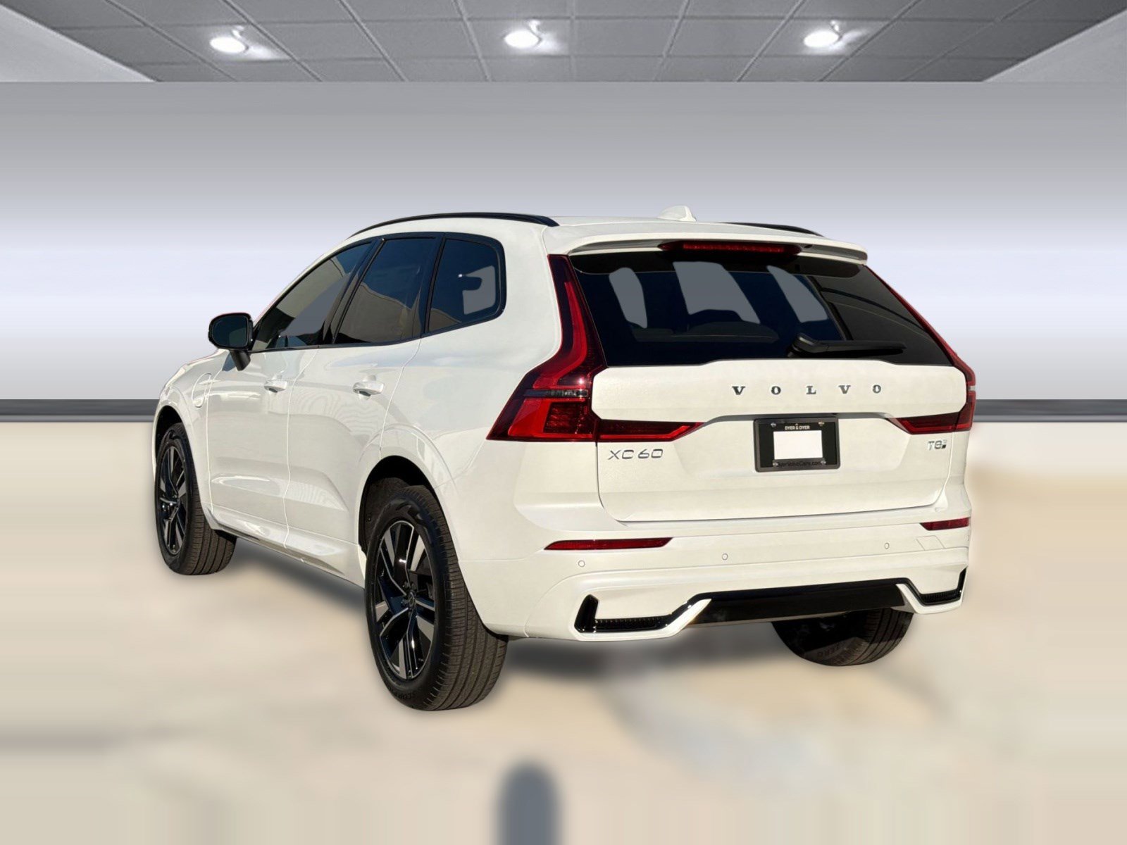 New 2026 Volvo XC60 T8 Core AWD/4WD image 3