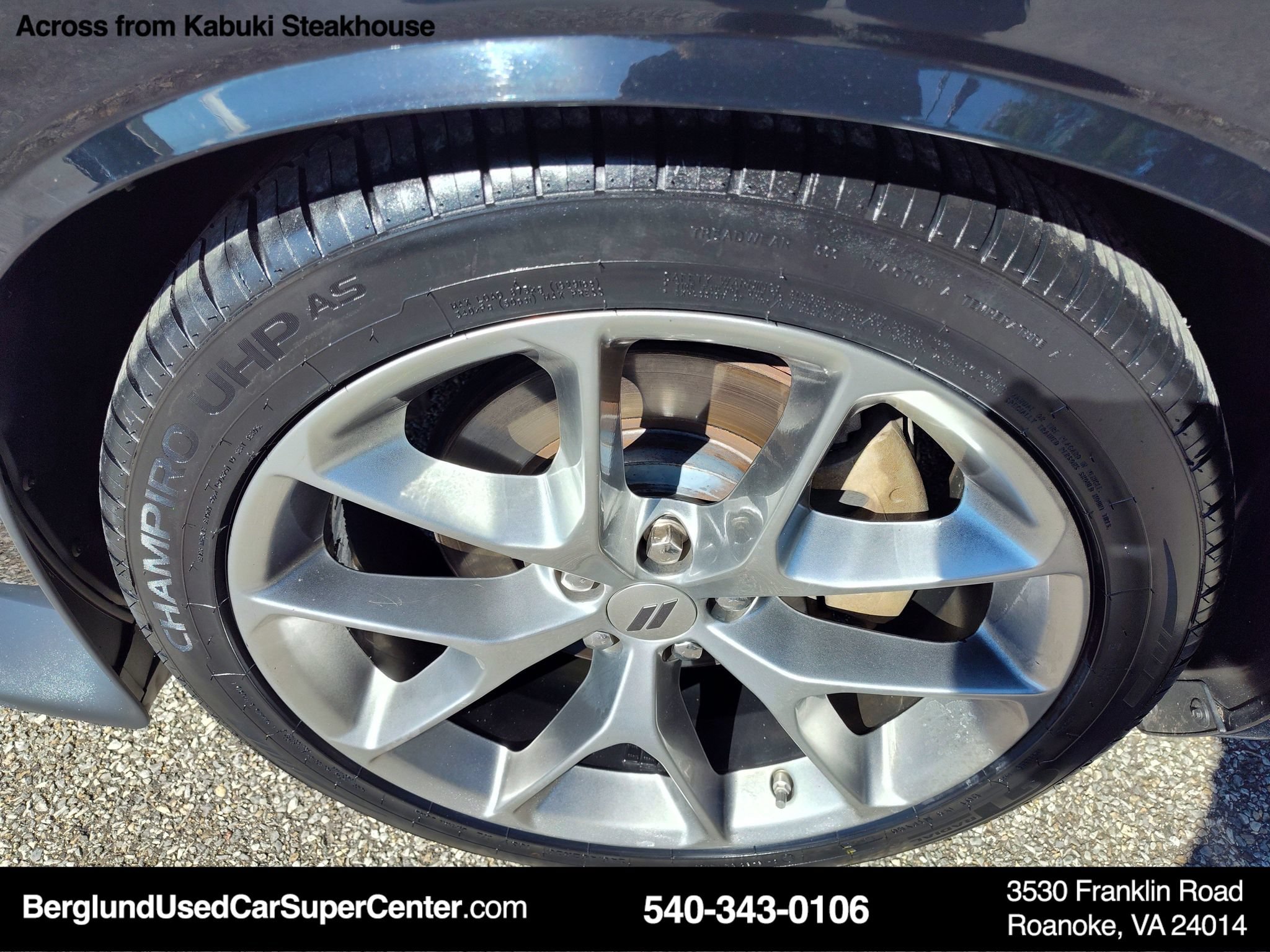 Used 2022 Dodge Challenger GT RWD image 9