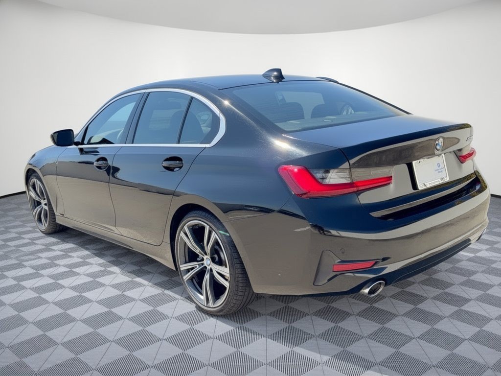 Used 2021 BMW 330i Sedan w/ Convenience Package (ZC2) RWD image 3