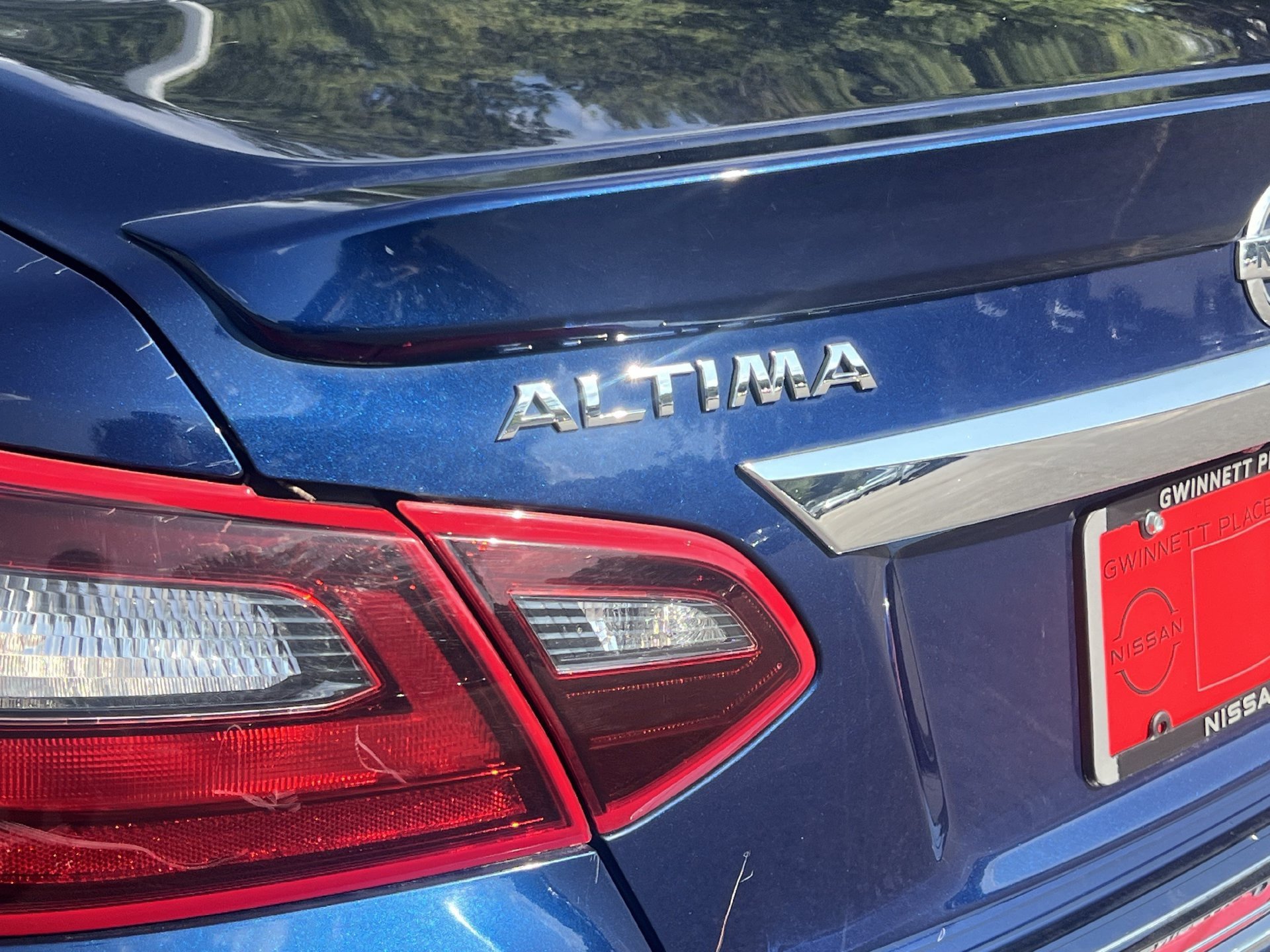 Used 2017 Nissan Altima 2.5 SR FWD image 31