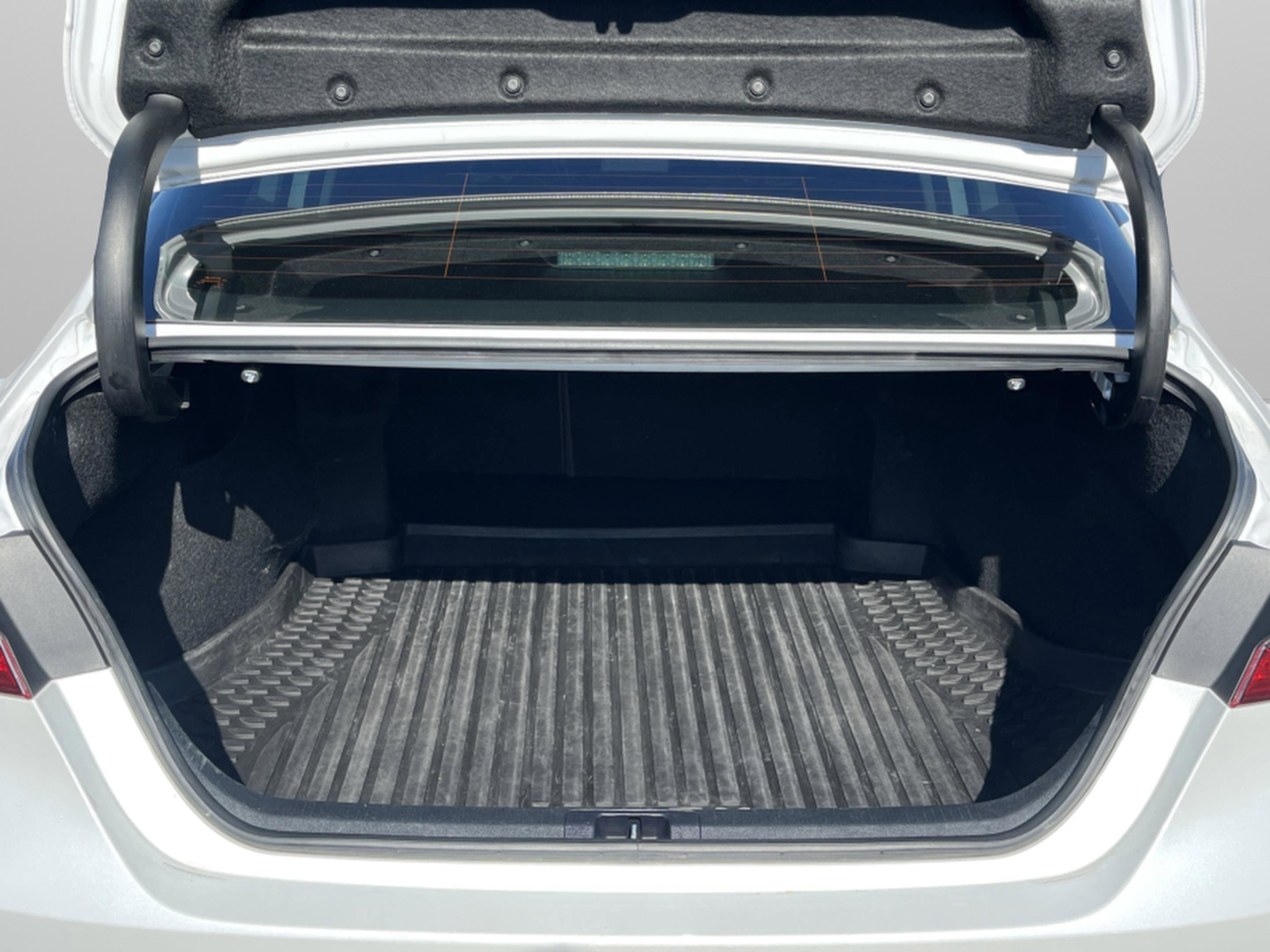 Used 2024 Toyota Camry XSE image 32