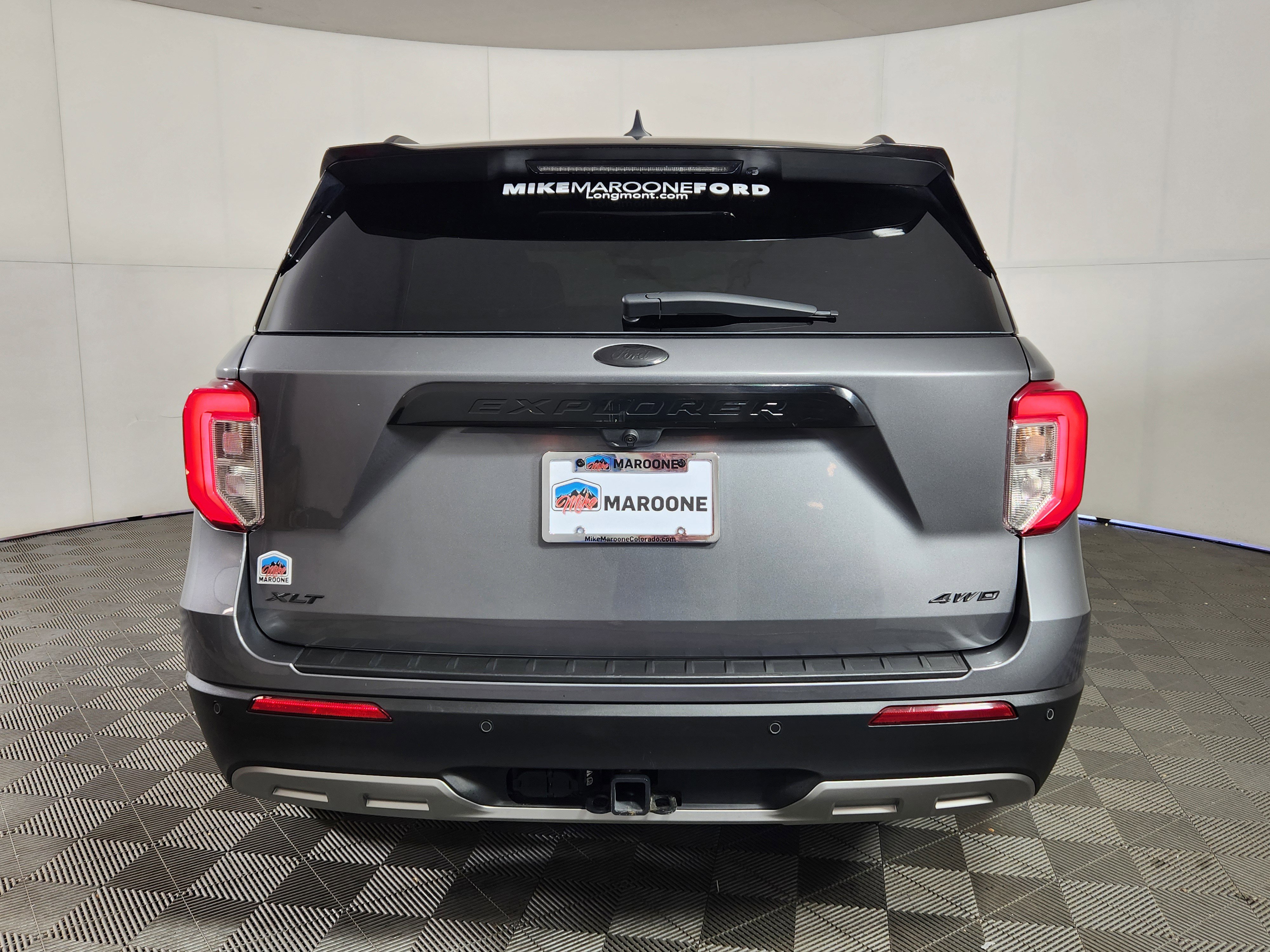 Used 2023 Ford Explorer XLT w/ Equipment Group 202A AWD/4WD image 6