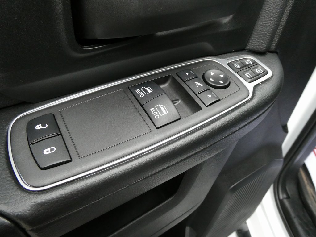 Used 2024 RAM 3500 Tradesman image 20