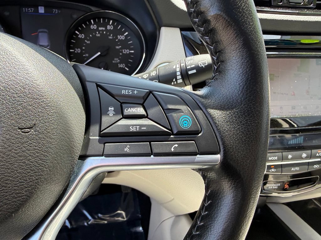 Certified 2022 Nissan Rogue Sport SL w/ Premium Package AWD/4WD image 29