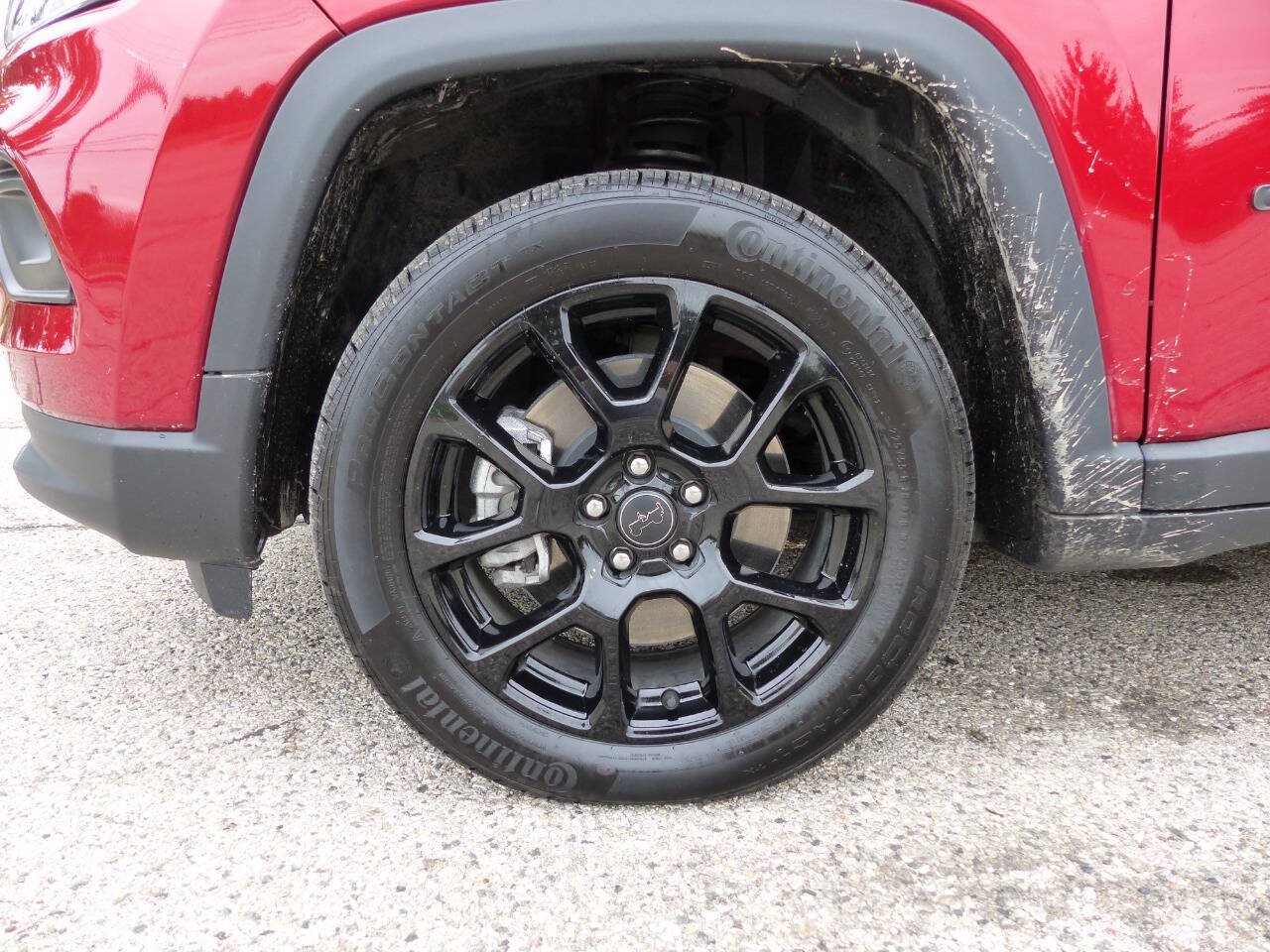 Used 2026 Jeep Compass Latitude AWD/4WD image 13