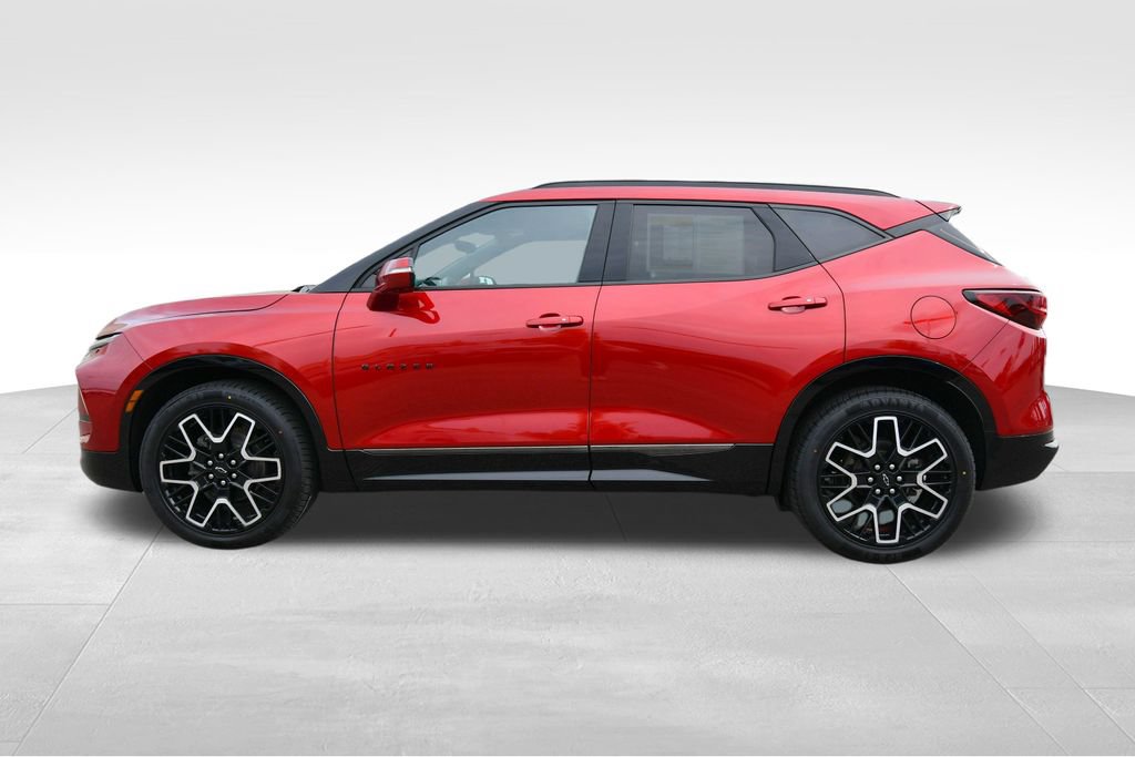 Used 2023 Chevrolet Blazer RS w/ Driver Confidence II Package AWD/4WD image 4