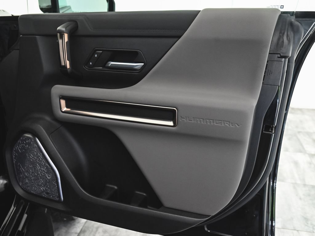 Used 2024 GMC Hummer EV 2X AWD/4WD image 10