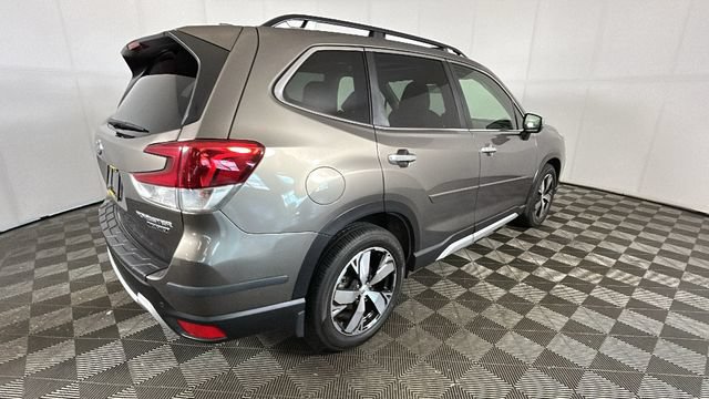 Used 2019 Subaru Forester Touring AWD/4WD image 2