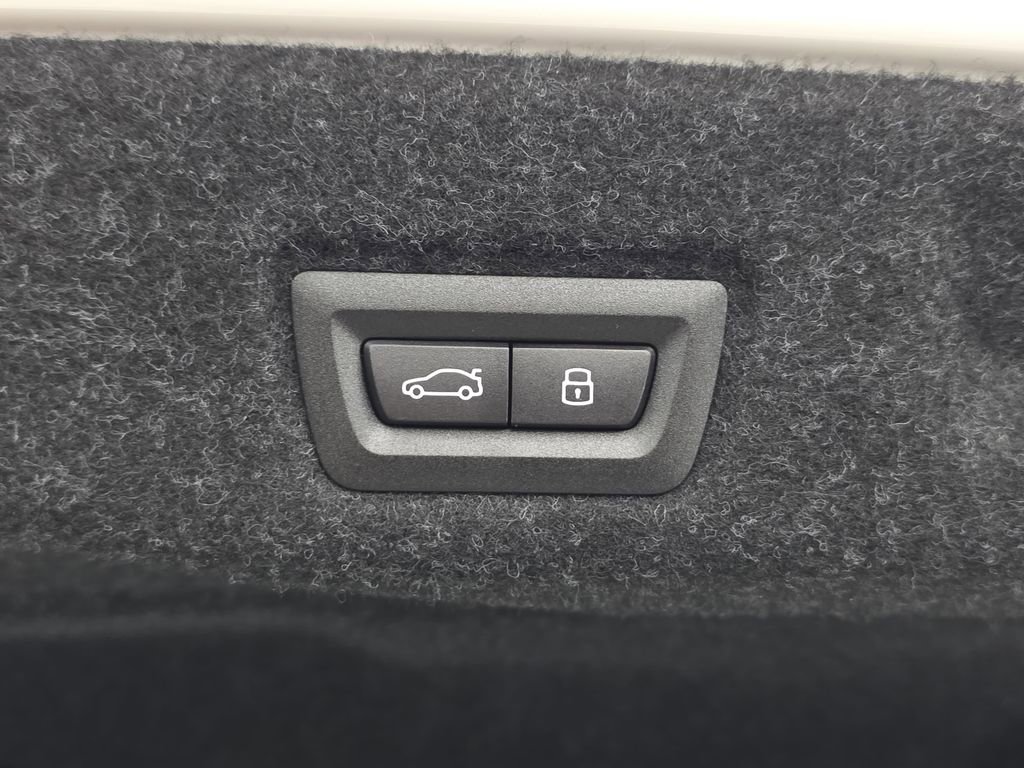 New 2026 BMW M5 w/ Executive Package AWD/4WD image 13