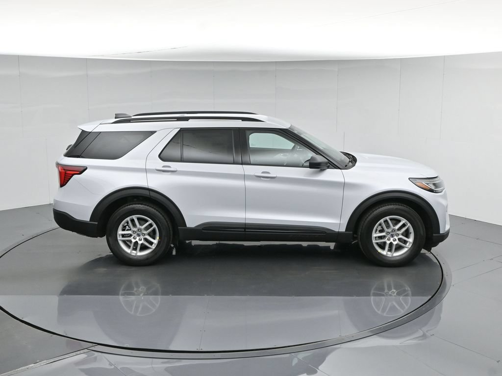 New 2026 Ford Explorer Active RWD image 40
