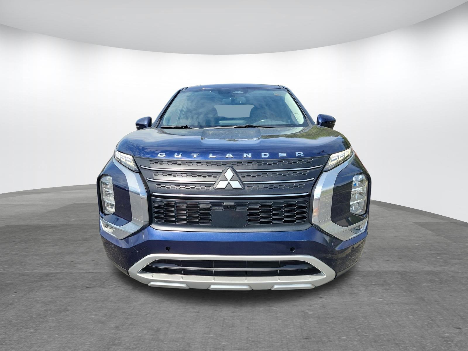 Used 2024 Mitsubishi Outlander SE image 21