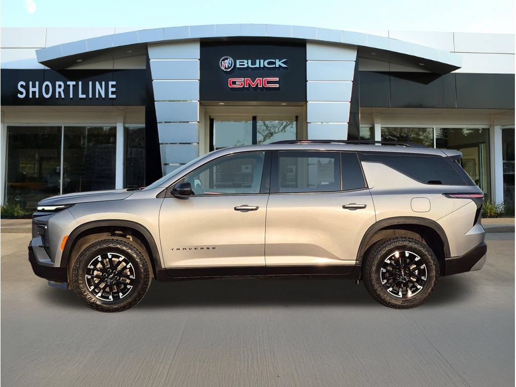 Used 2025 Chevrolet Traverse Z71 AWD/4WD image 6