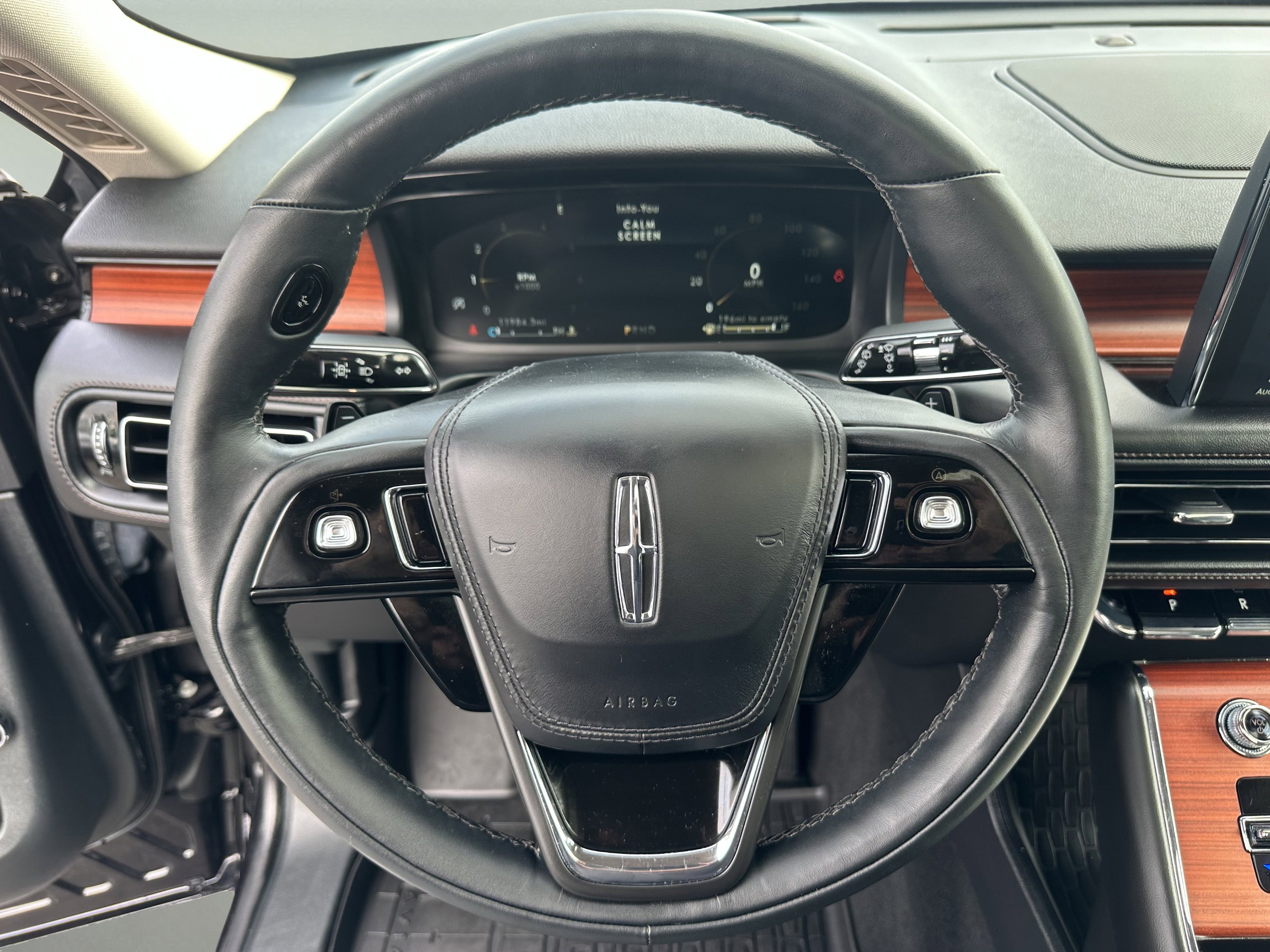 Certified 2023 Lincoln Aviator Reserve w/ Equipment Group 201A image 12