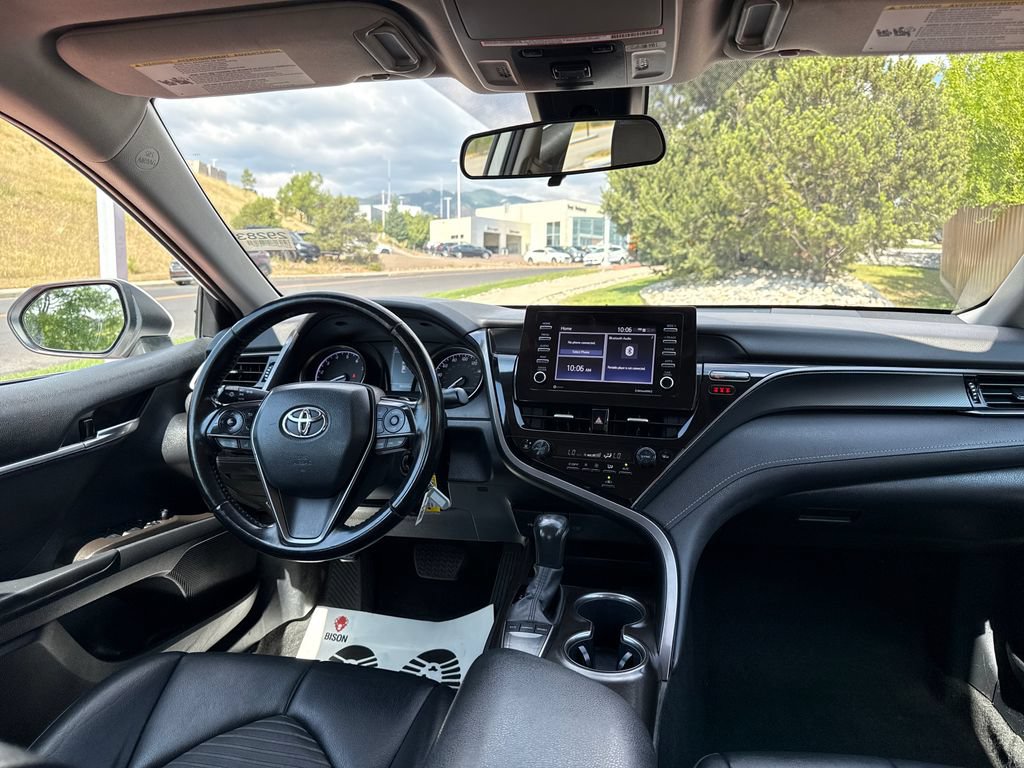 Used 2022 Toyota Camry SE FWD image 27