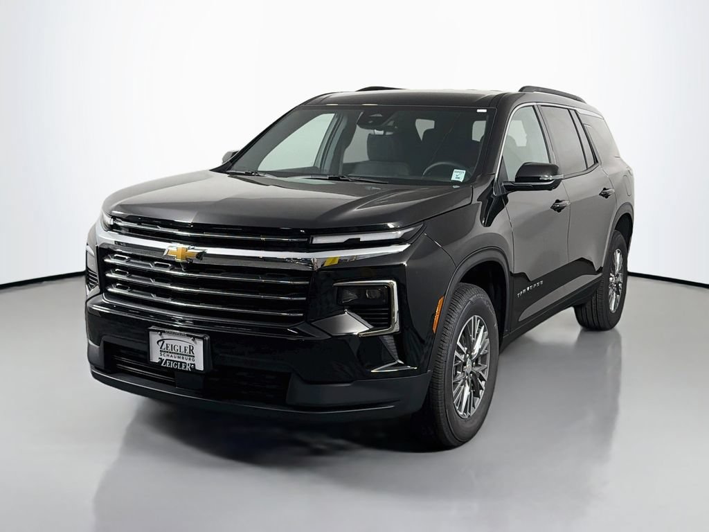 New 2026 Chevrolet Traverse LT w/ Driver Confidence Package AWD/4WD image 3