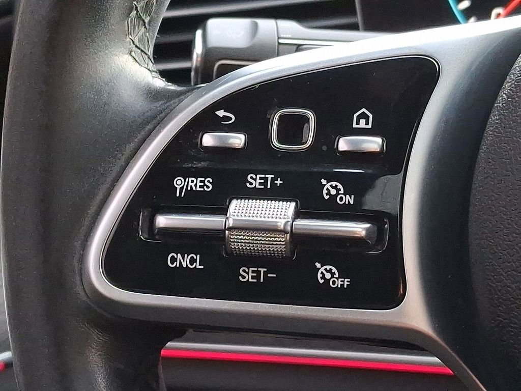 Used 2020 Mercedes-Benz GLE 350 4MATIC image 16