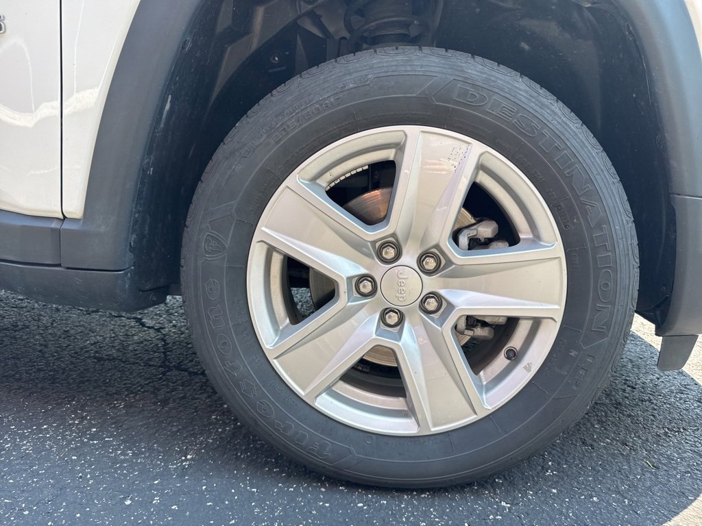 Used 2022 Jeep Compass Latitude image 21