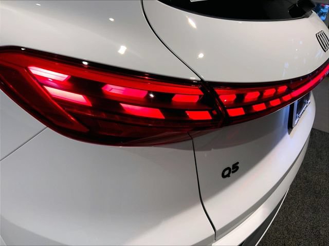 Certified 2025 Audi Q5 Premium w/ Convenience Package AWD/4WD image 29