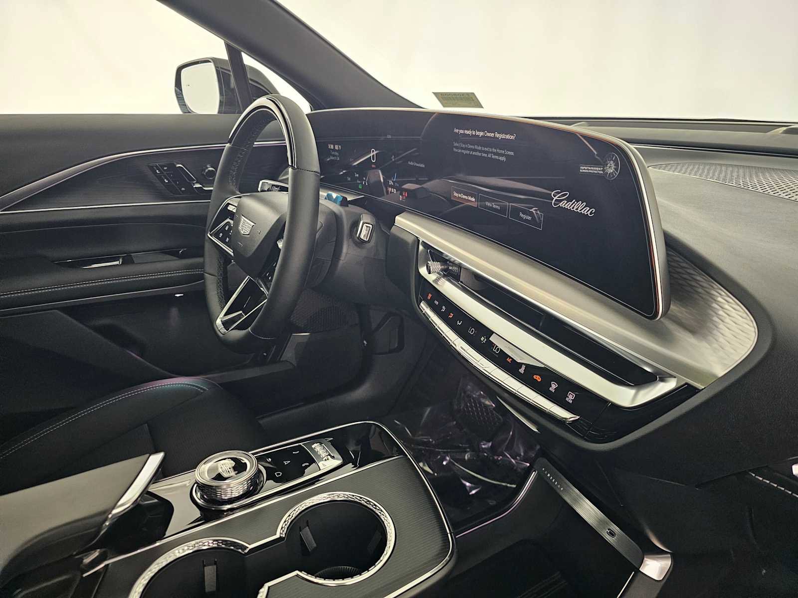New 2026 Cadillac Lyriq Luxury image 11