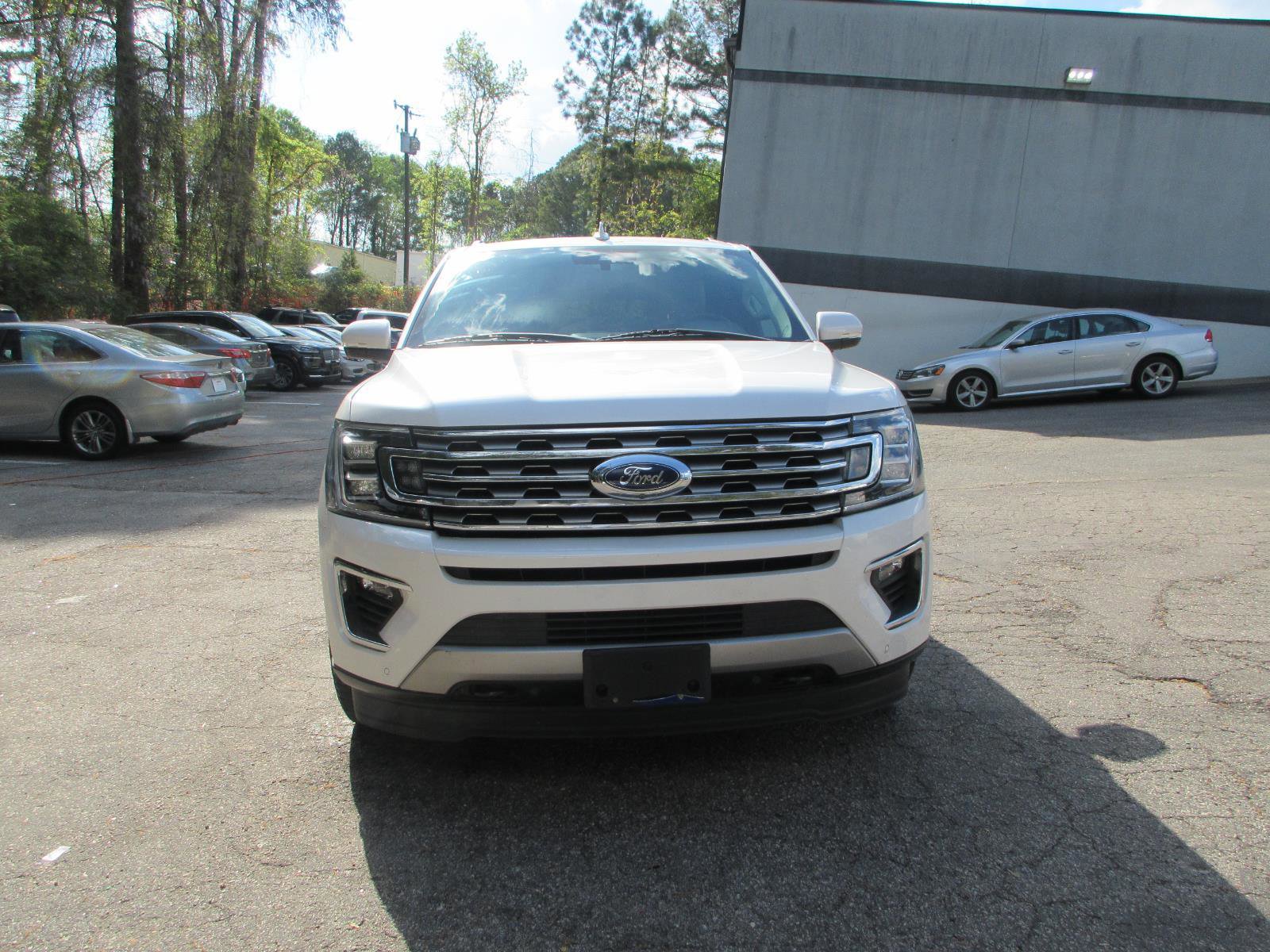 Used 2018 Ford Expedition Max Limited w/ Equipment Group 302A image 2