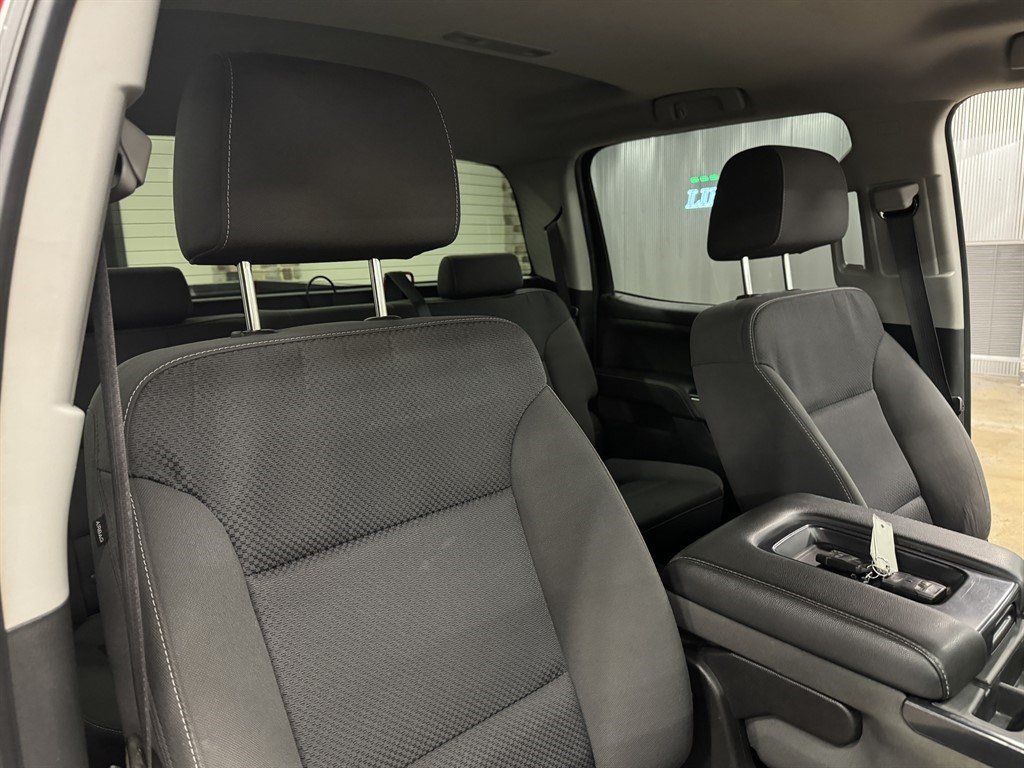 Used 2018 Chevrolet Silverado 2500 LT w/ LT Convenience Package AWD/4WD image 36