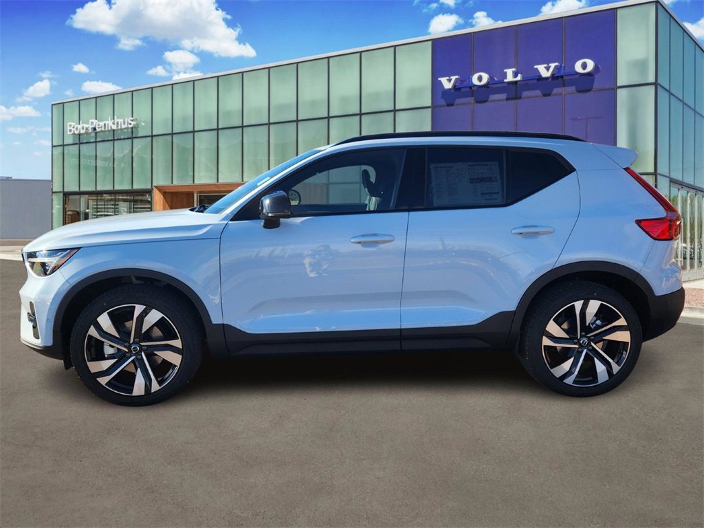 New 2026 Volvo XC40 B5 Ultra w/ Climate Package image 6