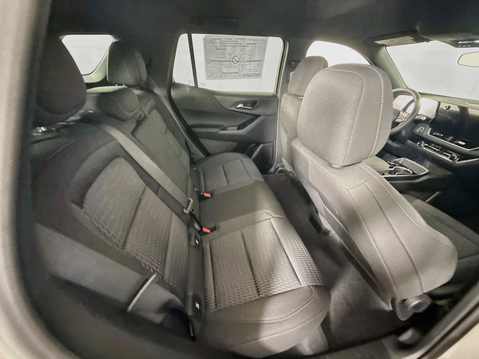 New 2027 Chevrolet Equinox LT AWD/4WD image 19