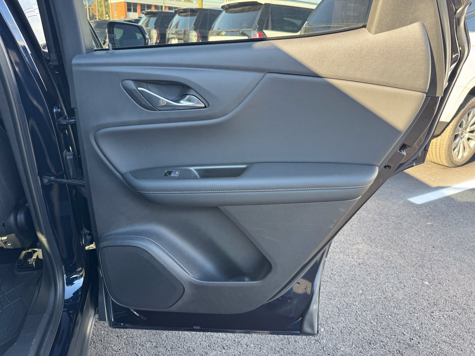 Used 2020 Chevrolet Blazer LT FWD image 28