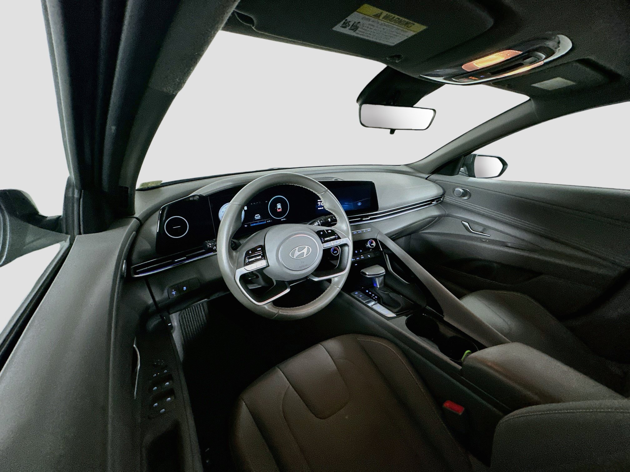 Used 2025 Hyundai Elantra SEL FWD image 18