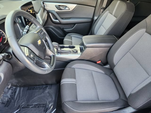 Used 2024 Chevrolet Blazer LT w/ Convenience Package FWD image 4