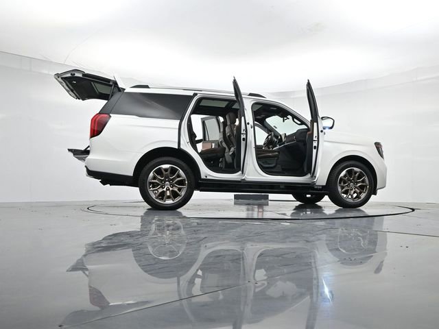 New 2025 Ford Expedition King Ranch image 48