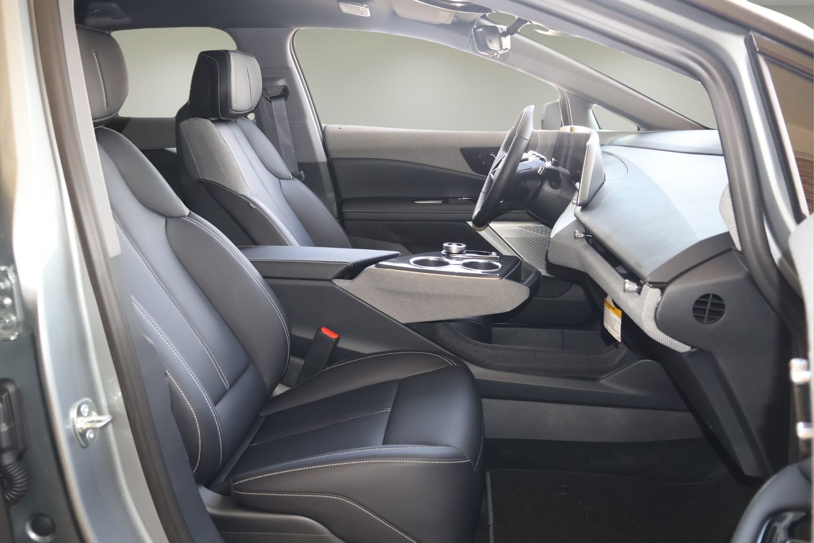 New 2026 Cadillac Optiq Sport 1 RWD image 17