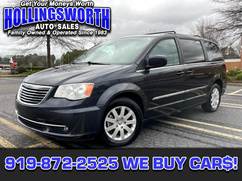 Used 2014 Chrysler Town & Country Touring FWD image 1