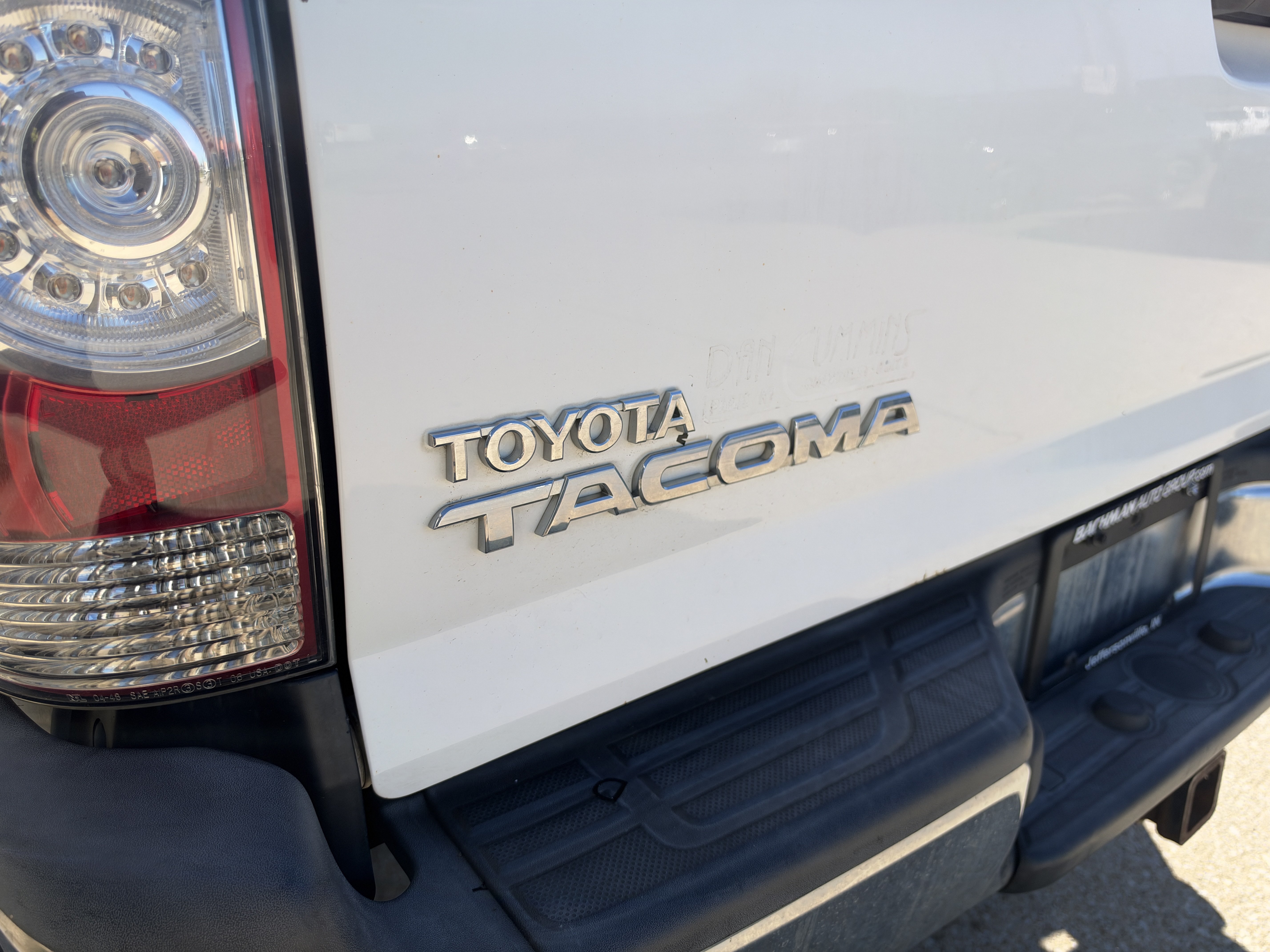 Used 2014 Toyota Tacoma 4x4 Double Cab w/ TRD Off-Road Package image 8