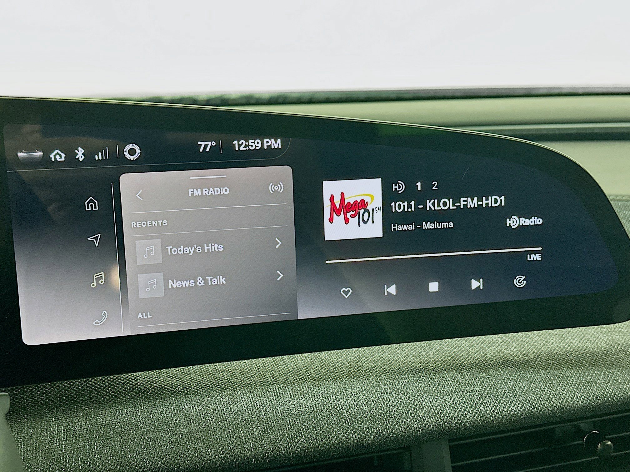 Used 2024 Lucid Air Pure RWD image 21