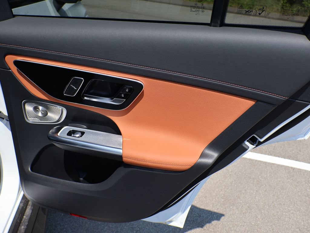 New 2026 Mercedes-Benz GLC 300 4MATIC image 14