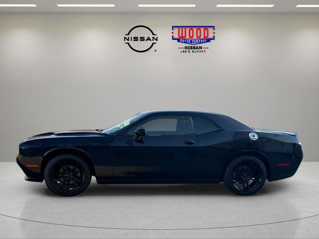 Used 2021 Dodge Challenger SXT image 6