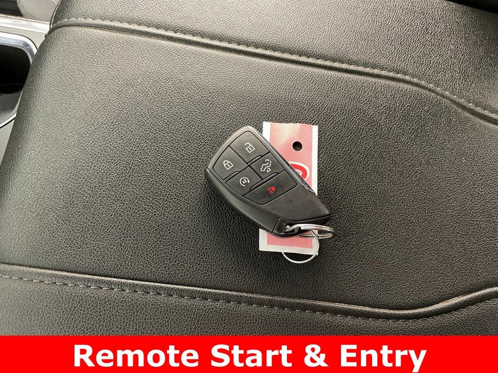 Used 2025 Chevrolet Silverado 1500 RST w/ Convenience Package II image 7