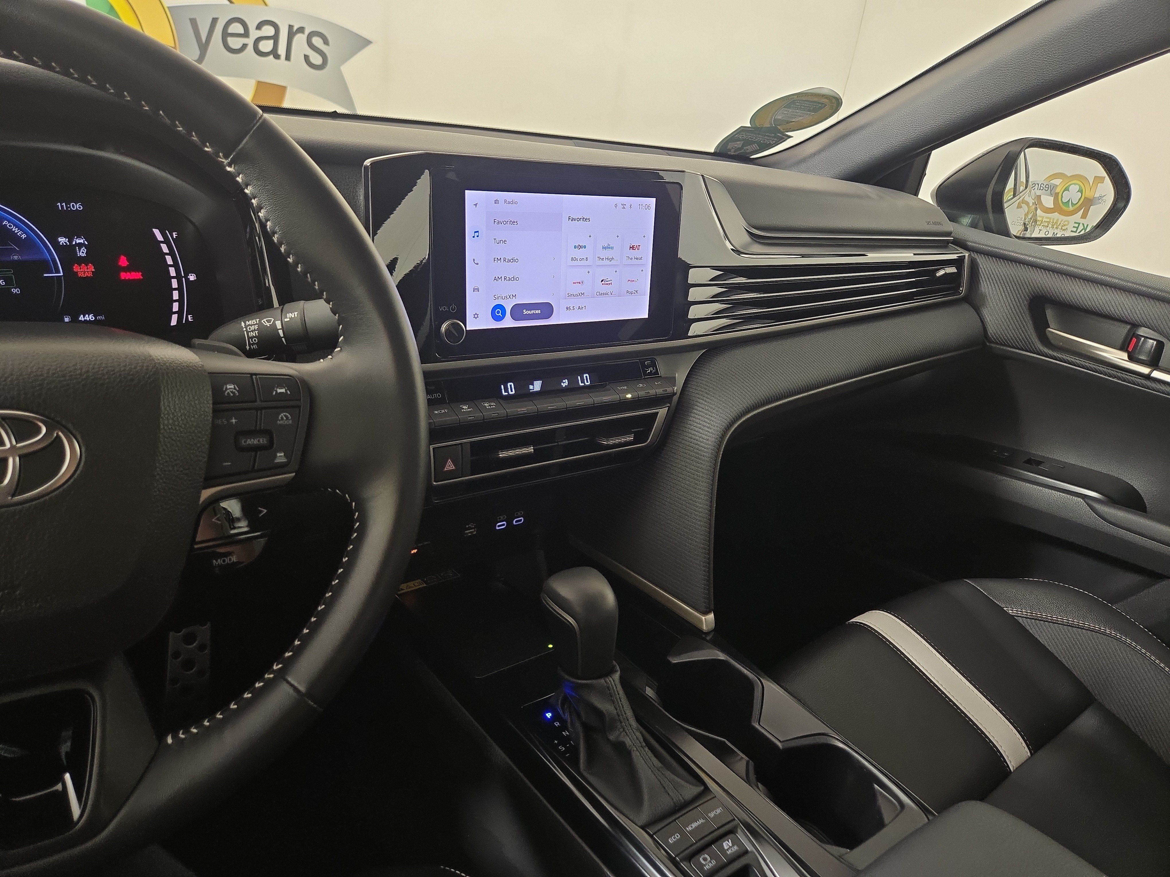 Used 2025 Toyota Camry SE FWD image 23
