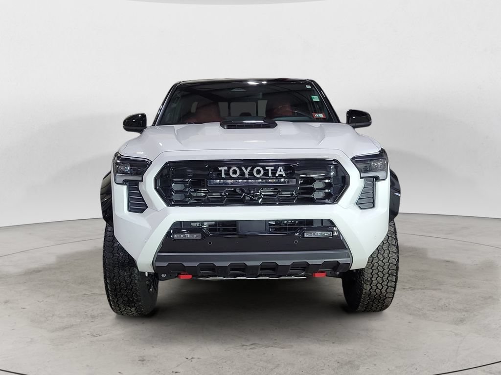 Used 2025 Toyota Tacoma TRD Pro AWD/4WD image 8