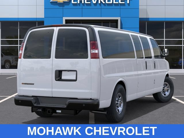 New 2026 Chevrolet Express 3500 LS RWD image 4