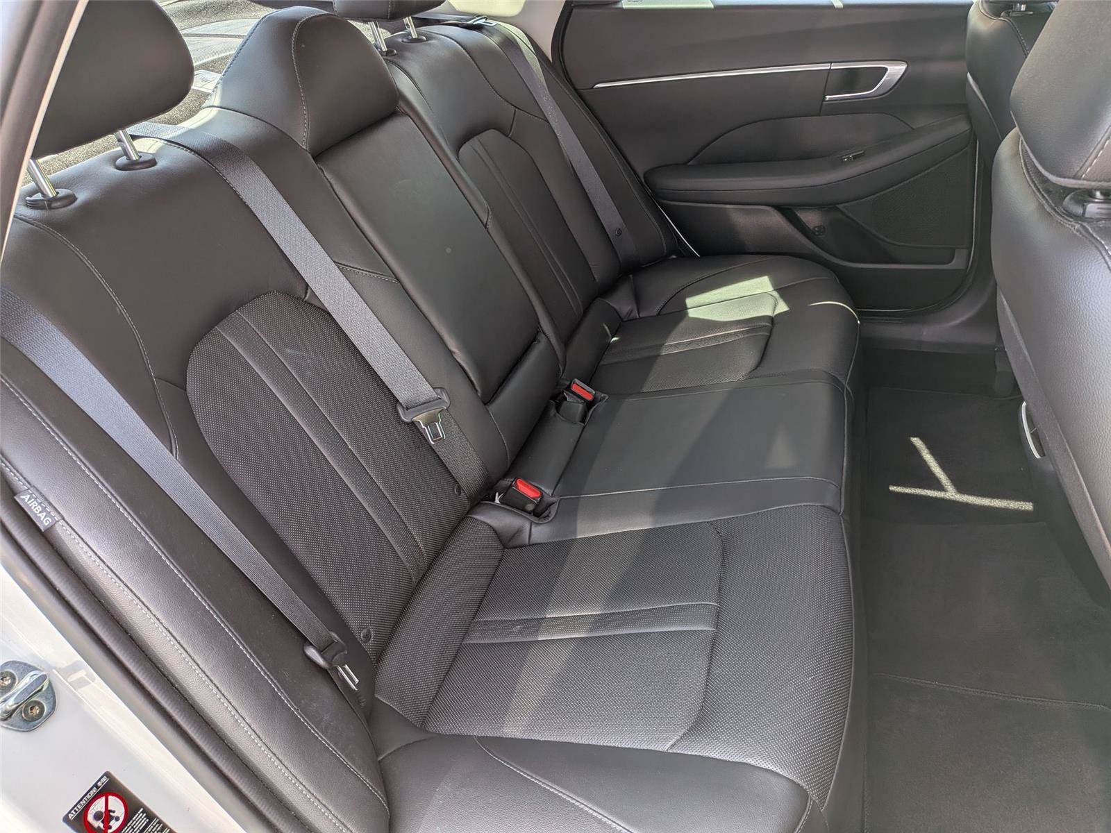 Used 2020 Hyundai Sonata SEL w/ Premium + Sunroof Package FWD image 34