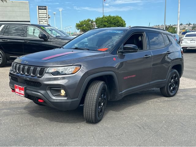Used 2023 Jeep Compass Trailhawk AWD/4WD image 11