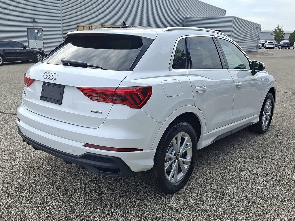 Certified 2025 Audi Q3 2.0T Premium AWD/4WD image 6